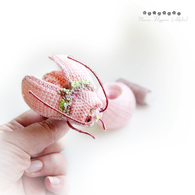 Insect pin