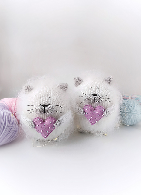 Cat with hart