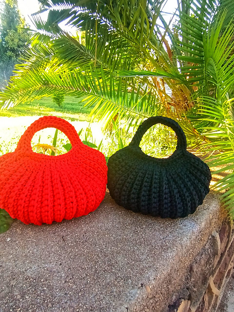 The Portable handbag