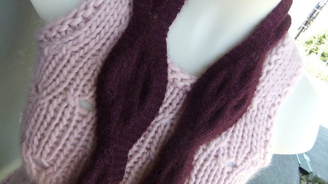 Jessica Lace Scarflet