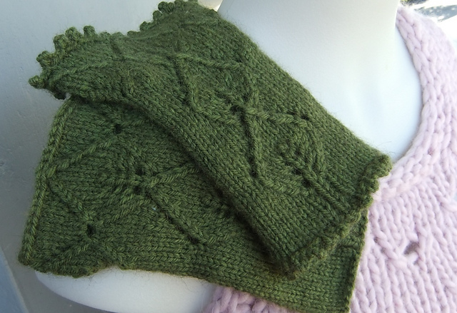 Leafy Cuffs