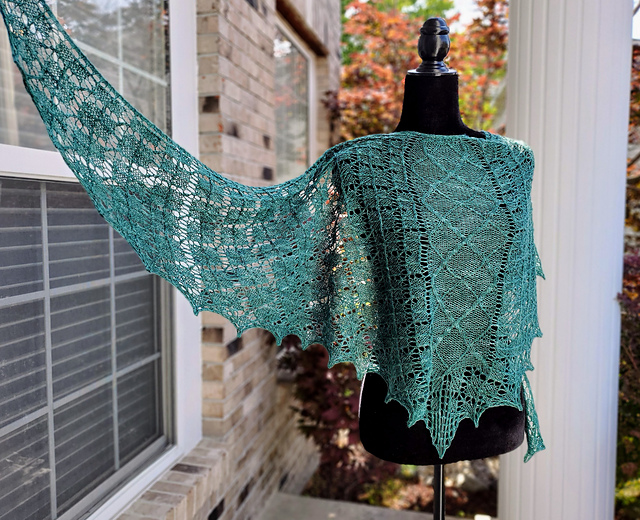 Inveraray Shawl