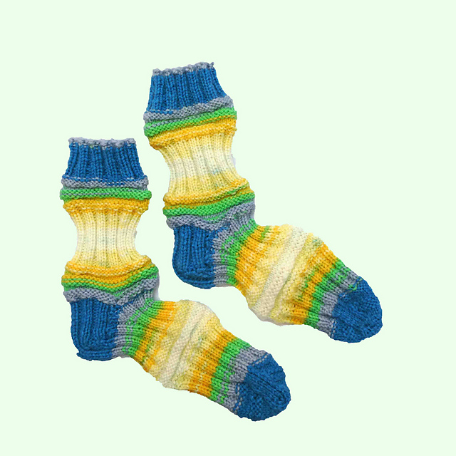 Travelry Bubble Rib Socks