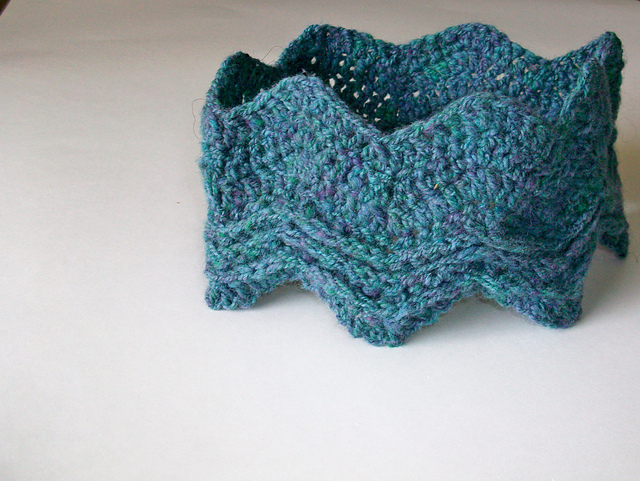 Ridged Chevron Neckwarmer