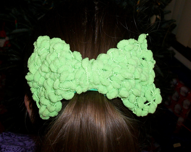 Simple Large Pom Pom Hair Bow