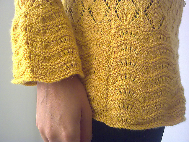 Leaf Raglan Sleeve Cardigan