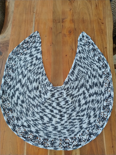 WINGS Shawl