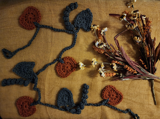 Gourd-geous Garland