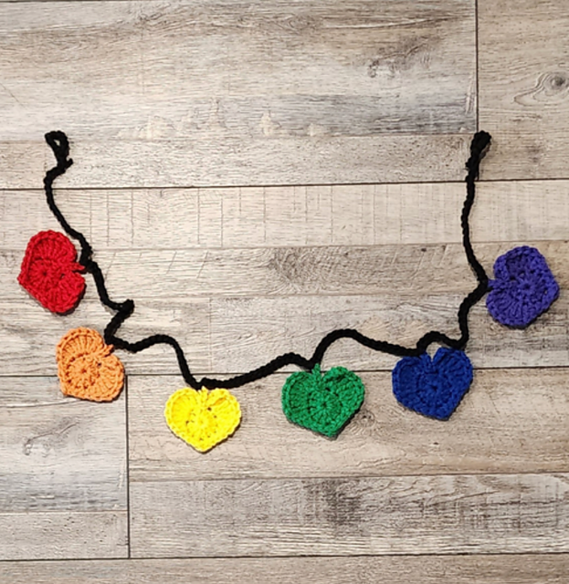 Happy Hearts Garland