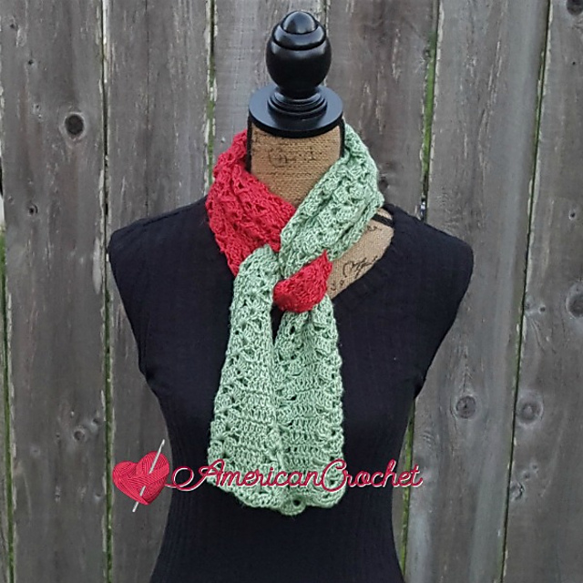 Staggered Shells Scarf