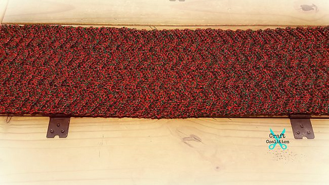 Ripple Table Runner