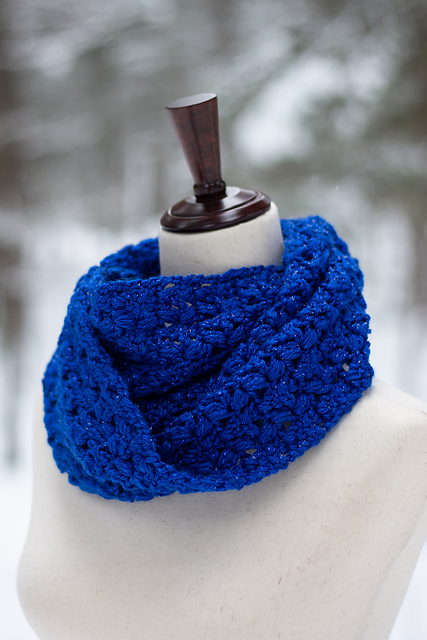 Royally Sapphire Cowl
