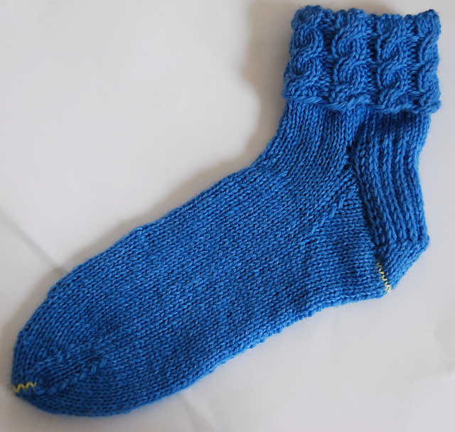 Ankle Socks with Cable Cuff