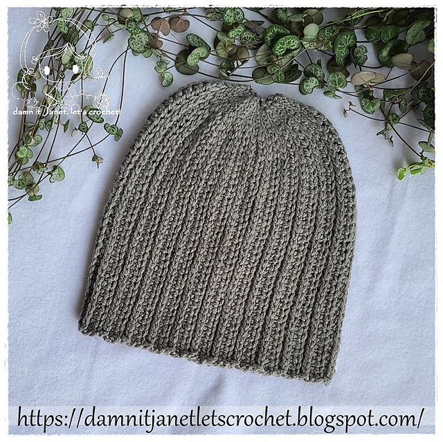 Easy Crochet Knit-Like Beanie