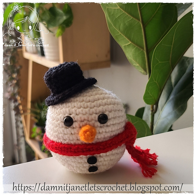 Round Plush Snowman