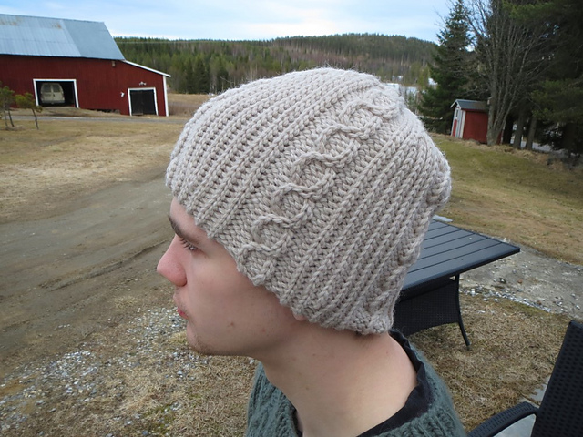 Manfred's hat