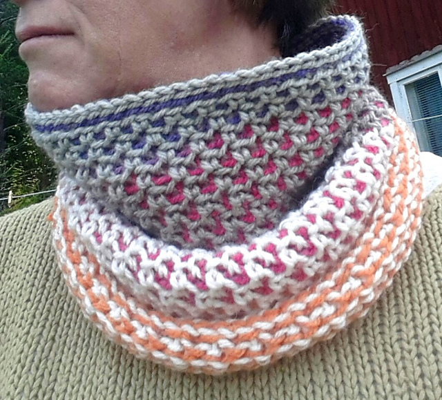 Erna cowl