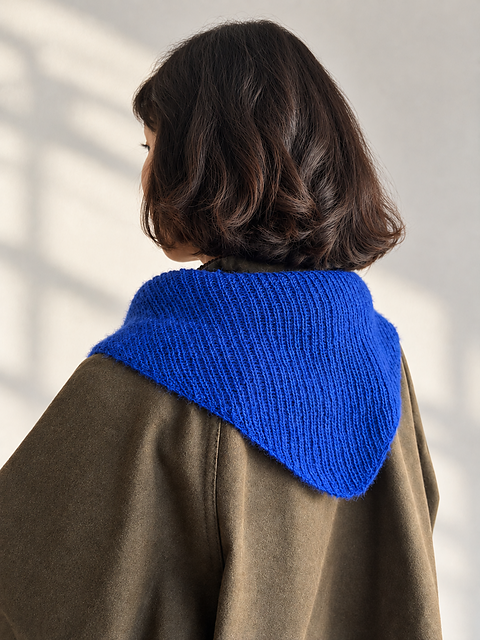 Ravelry: Klein Bandana pattern by Mochiknits
