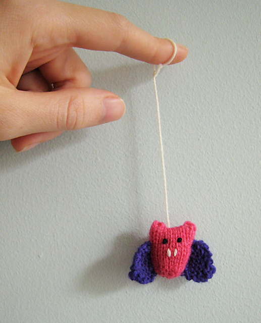 Tiny Bat