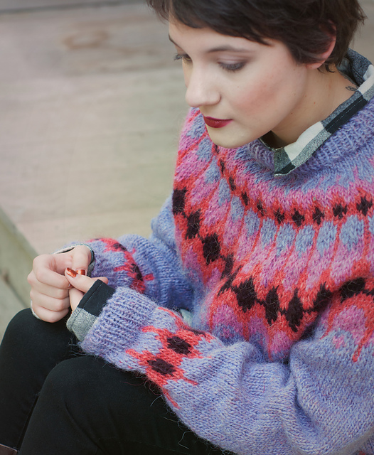 Asymptote (Women's Pullover)