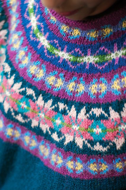 Monsina (Men's Pullover)
