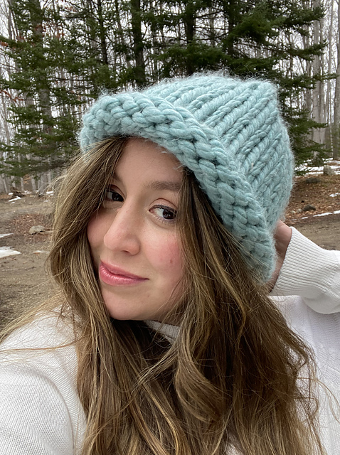 Ravelry: Chunky Rolled Brim Beanie pattern by  display picture 3