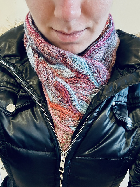 Ravelry: ModularReality's Autumn Buds Scarf
