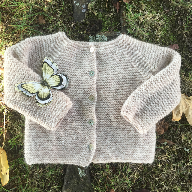 Knitted jersey owl