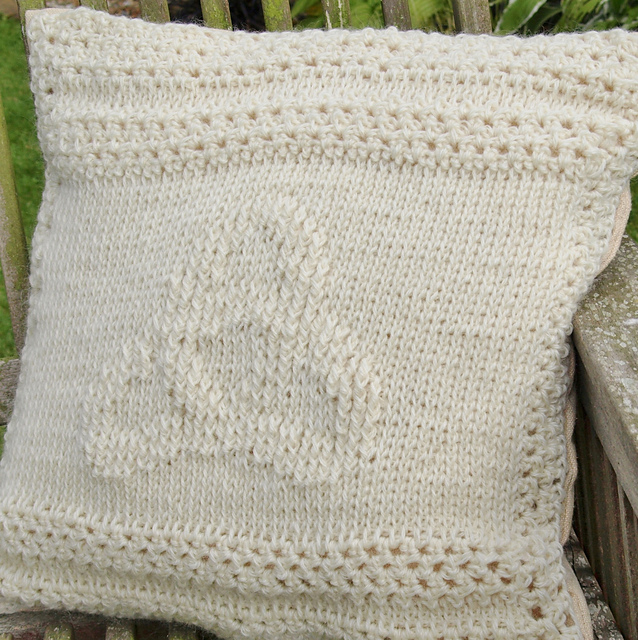 Celtic Knot Cushion Pillow