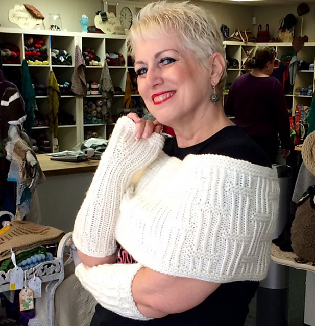 Outlanderish Cowl and Sleeves