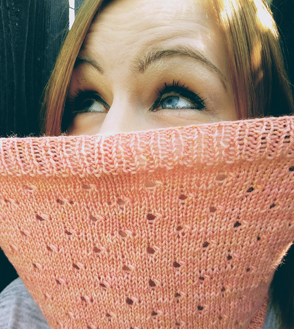 Dainty Dots Cowl
