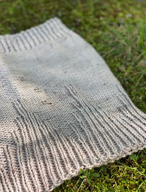 Rays Cowl (DK and Fingering Weight)