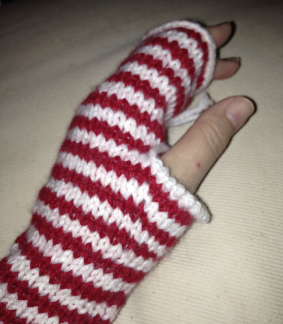Candy Cane Fingerless Mittens