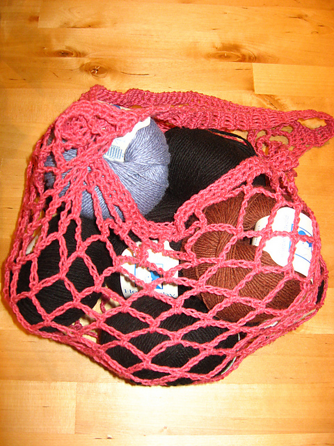 Ravelry Old Fashioned String Bag pattern by Leslie Lewis