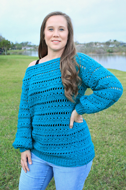 Flowers & Showers Pullover