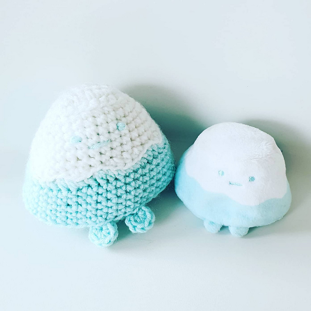 Ravelry: MomsterMakes' Sumikkogurashi Yama (Fuji) Amigurumi