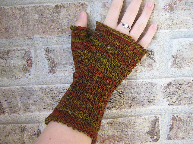 Fingerless Lace Mitts
