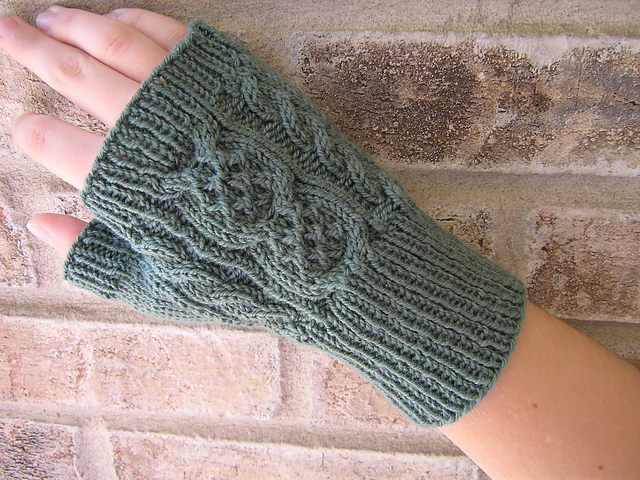 Honeycomb Fingerless Mitts
