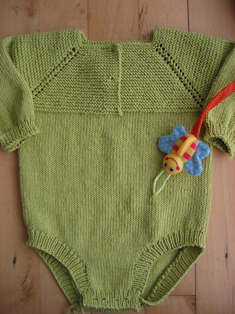 Langærmet body, No. 22F by Hjertegarn 