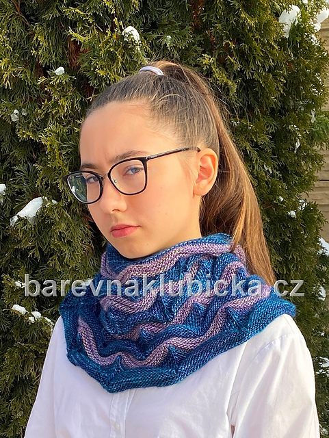 knitted Eclipse neck warmer
