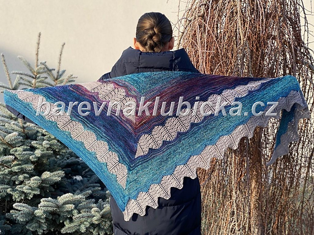 Hydra scarf