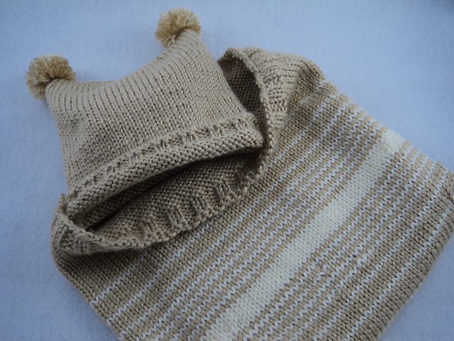 Newborn Hat & Cocoon Colorwork Knit Gift Set