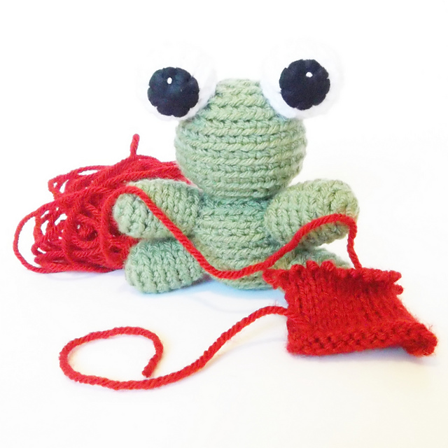 Amigurumi Gary the Tiny Frog