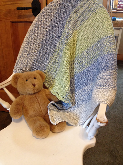 Ombre Scalloped Edge Baby Blanket
