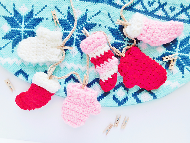 Winter Sock and Mitten Garland