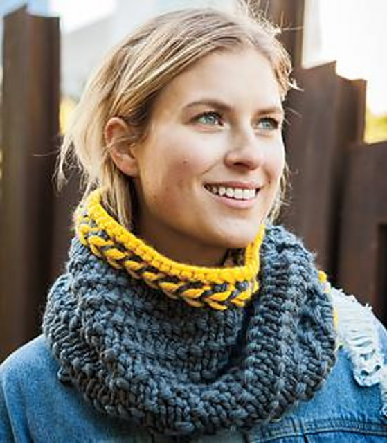 Twist Ending Cowl