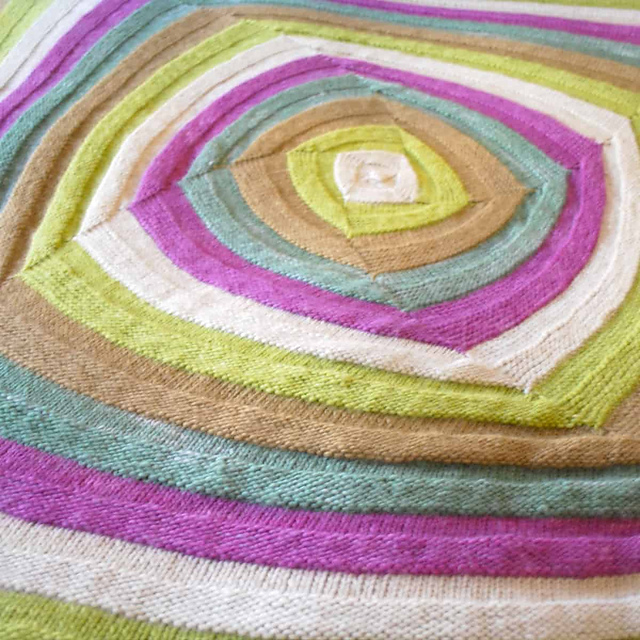 Swirly Square blanket