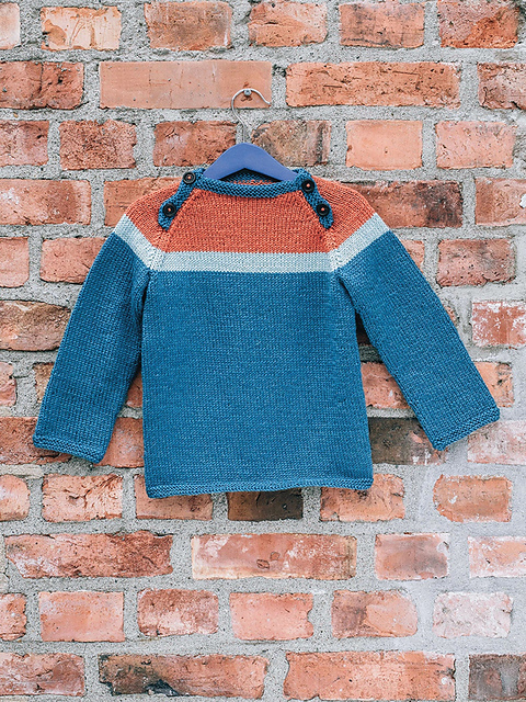 Jumper med raglanöppning nr 11