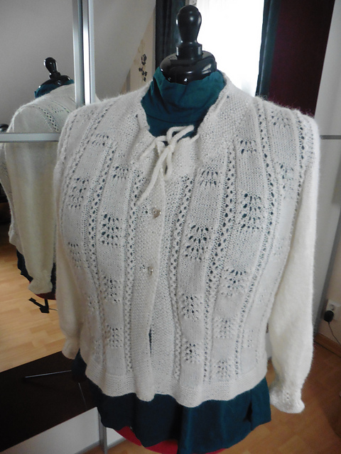 23-9 Sawayaka Silk Cardigan