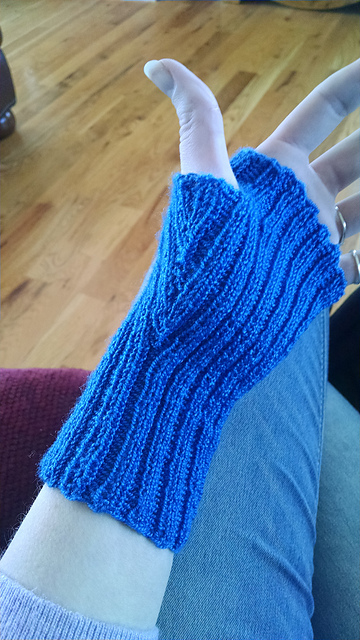 Simple Ribbed Gloves